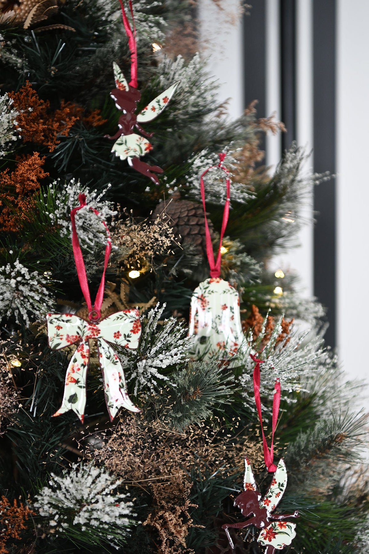 Enamel Christmas Decoration Hanging - Cosmos Bow