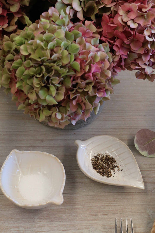 Set of 12 Detaille Leaf Petite Dish