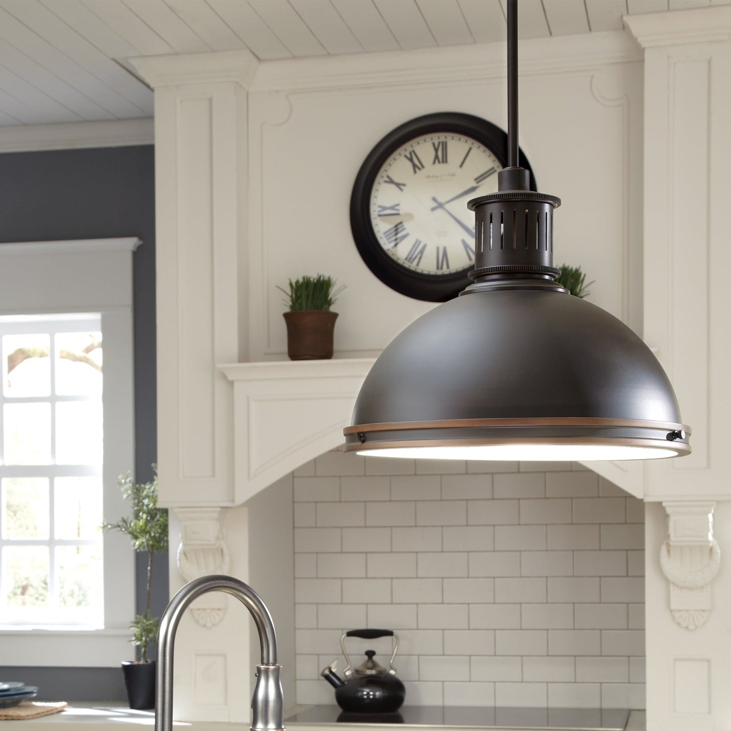 Pratt Street Pendant with 3 Lights by Visual Comfort Generation