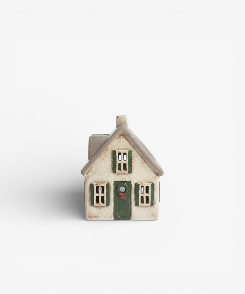 Nordgard Tea Light Villa with Bow Wreath