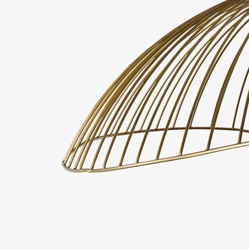 Curved metal ribs